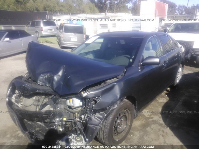 4T4BF3EK7AR077477 - 2010 TOYOTA CAMRY SE/LE/XLE 灰色 照片 2