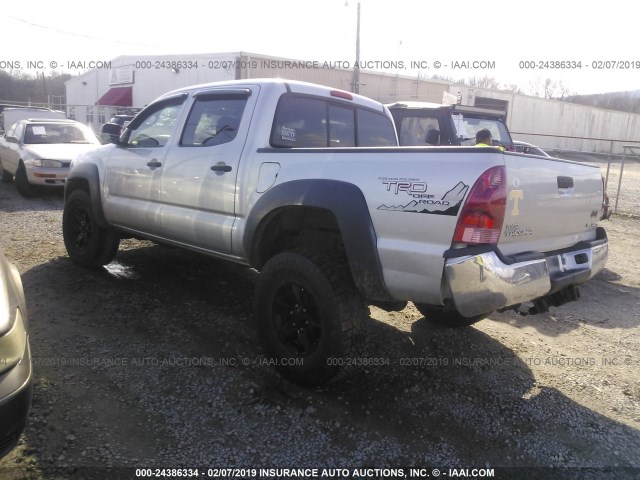 5TELU42N78Z542385 - 2008 TOYOTA TACOMA DOUBLE CAB SILVER photo 3