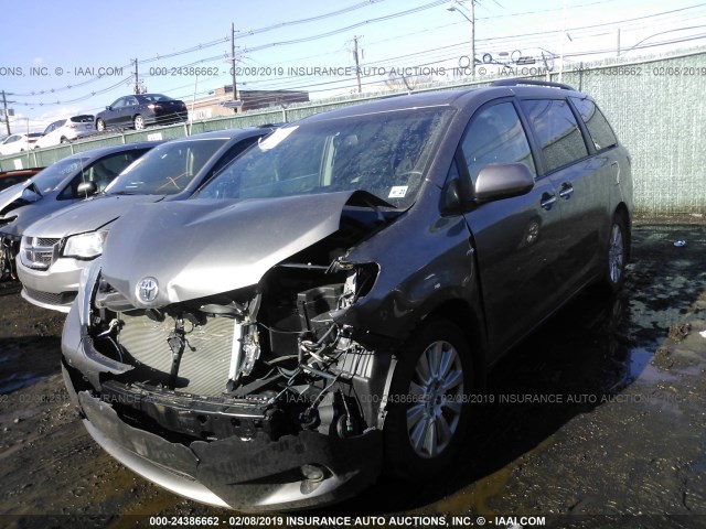 5TDDK3DC0GS141076 - 2016 TOYOTA SIENNA XLE/LIMITED GRAY photo 2