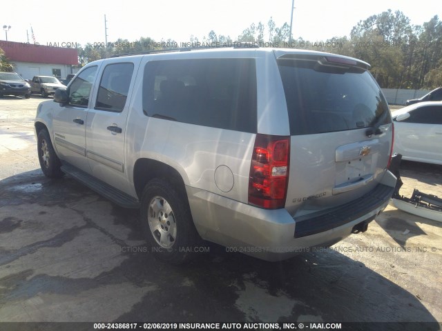 1GNUCHE03AR216848 - 2010 CHEVROLET SUBURBAN C1500  LS SILVER photo 3