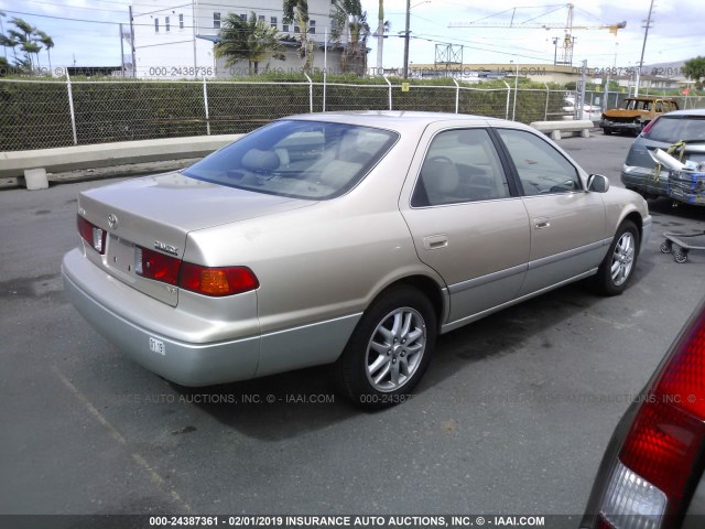 JT2BF28K910320243 - 2001 TOYOTA CAMRY LE/XLE 金色 照片 4
