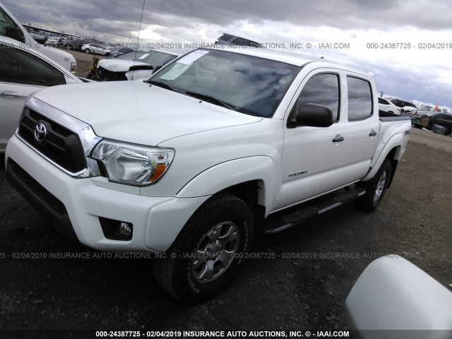3TMJU4GN0FM177154 - 2015 TOYOTA TACOMA DOUBLE CAB PRERUNNER WHITE photo 2
