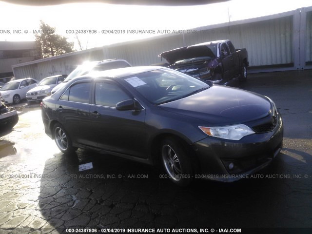 4T1BF1FK3EU328627 - 2014 TOYOTA CAMRY L/SE/LE/XLE 灰色 照片 1