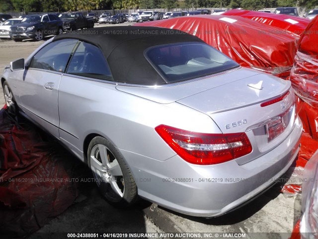 WDDKK7DFXCF155026 - 2012 MERCEDES-BENZ E 550 SILVER photo 3