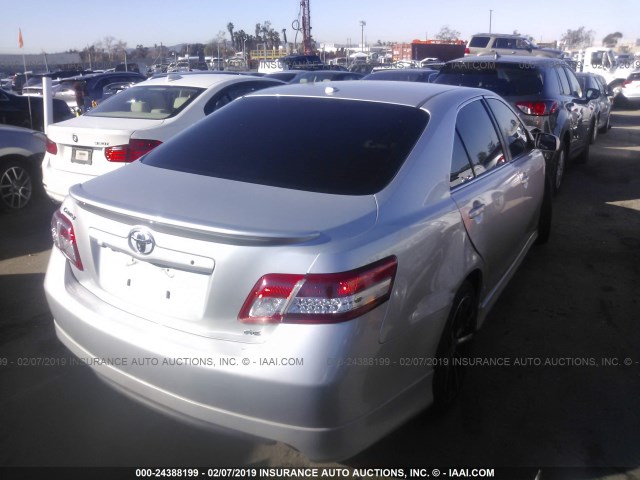 4T1BK3EK3AU098901 - 2010 TOYOTA CAMRY SE/LE/XLE SILVER photo 4