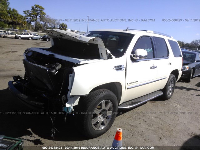 1GYFC13239R196913 - 2009 CADILLAC ESCALADE WHITE photo 2