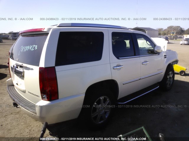 1GYFC13239R196913 - 2009 CADILLAC ESCALADE WHITE photo 4