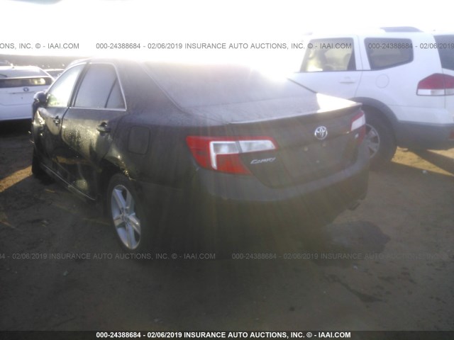4T1BF1FK1EU469700 - 2014 TOYOTA CAMRY L/SE/LE/XLE 黑色 照片 3
