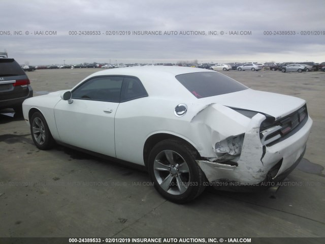 2C3CDZAG5GH290943 - 2016 DODGE CHALLENGER SXT WHITE photo 3