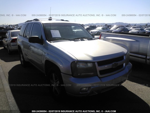 1GNDS13S172206559 - 2007 CHEVROLET TRAILBLAZER LS/LT GRAY photo 1