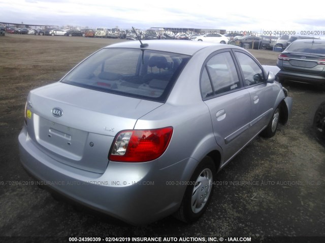 KNADH4A33B6910880 - 2011 KIA RIO LX/SX ვერცხლისფერი ფოტო 4