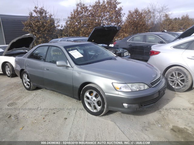 JT8BF28G315110922 - 2001 LEXUS ES 300 SILVER photo 1