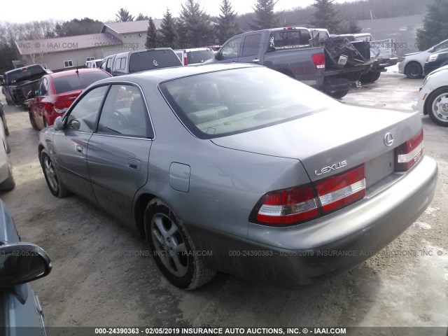 JT8BF28G315110922 - 2001 LEXUS ES 300 SILVER photo 3