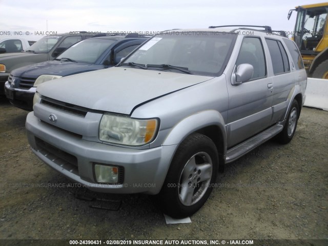 JNRDR09XX3W250273 - 2003 INFINITI QX4 SILVER photo 2