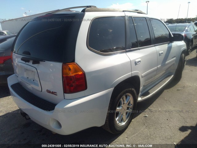 1GKET63M782101653 - 2008 GMC ENVOY DENALI WHITE photo 4