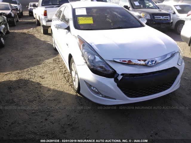 KMHEC4A45DA075942 - 2013 HYUNDAI SONATA HYBRID WHITE photo 6