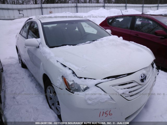 4T1BE46K17U530874 - 2007 TOYOTA CAMRY NEW GENERAT CE/LE/XLE/SE WHITE photo 1