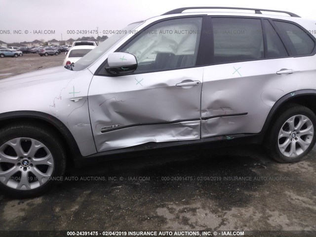 5UXZV4C52BL741662 - 2011 BMW X5 XDRIVE35I Күміс фото 6