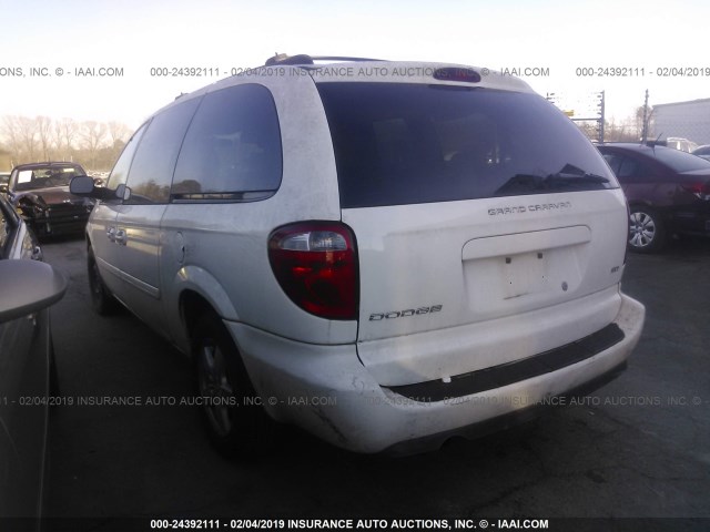 2D4GP44L95R159413 - 2005 DODGE GRAND CARAVAN SXT WHITE photo 3