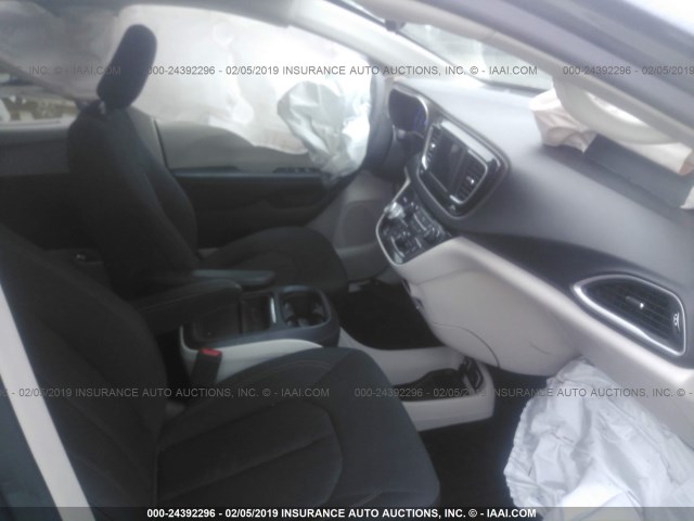 2C4RC1FG7JR132012 - 2018 CHRYSLER PACIFICA TOURING PLUS GRAY photo 5