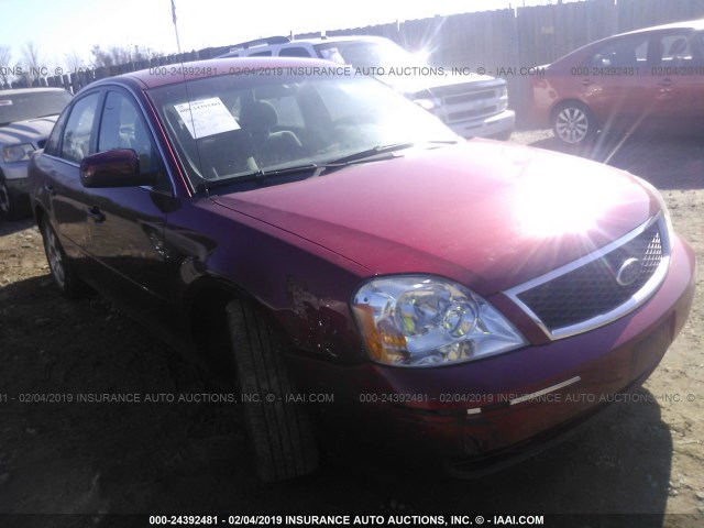 1FAFP23115G189378 - 2005 FORD FIVE HUNDRED SE RED photo 1