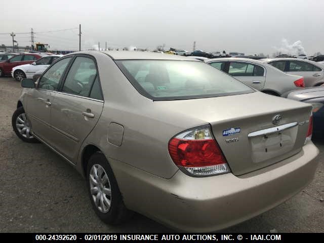 4T1BE32K85U508318 - 2005 TOYOTA CAMRY LE/XLE/SE BEIGE photo 3