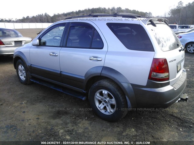 KNDJD733445311995 - 2004 KIA SORENTO EX/LX GRAY photo 3