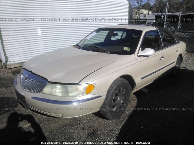 1LNHM97V91Y696014 - 2001 LINCOLN CONTINENTAL  TAN photo 2