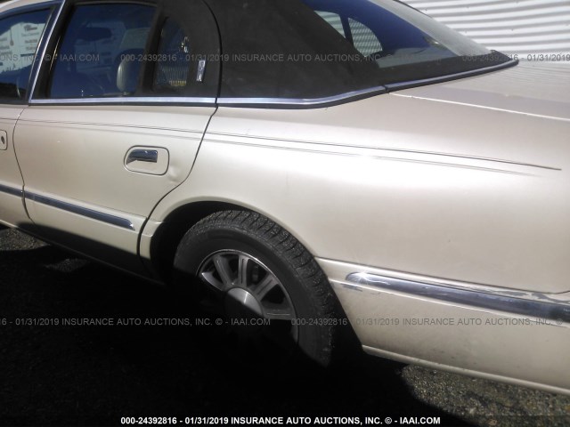 1LNHM97V91Y696014 - 2001 LINCOLN CONTINENTAL  TAN photo 6