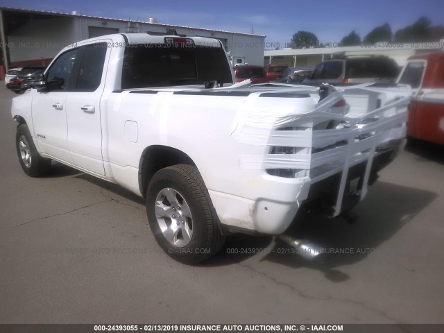 1C6SRFBT0KN668466 - 2019 RAM 1500 BIG HORN/LONE STAR WHITE photo 3