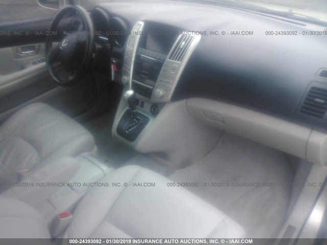 JTJGW31UX60002229 - 2006 LEXUS RX 400 SILVER photo 5