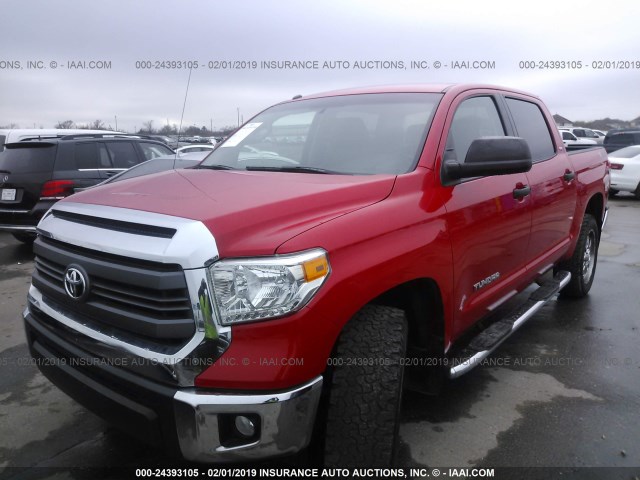 5TFEM5F13EX082439 - 2014 TOYOTA TUNDRA CREWMAX SR5 RED photo 2