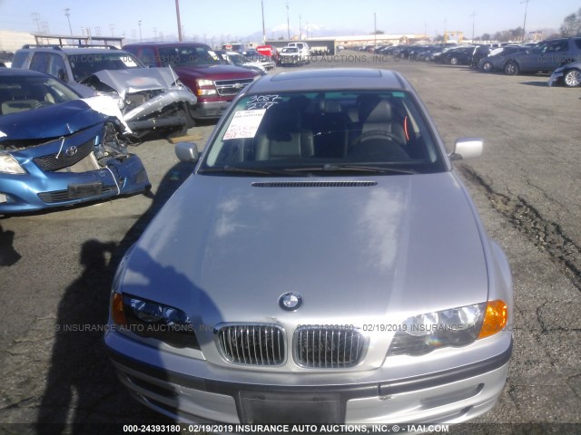 WBAAM3340YCA89653 - 2000 BMW 323 SILVER photo 6