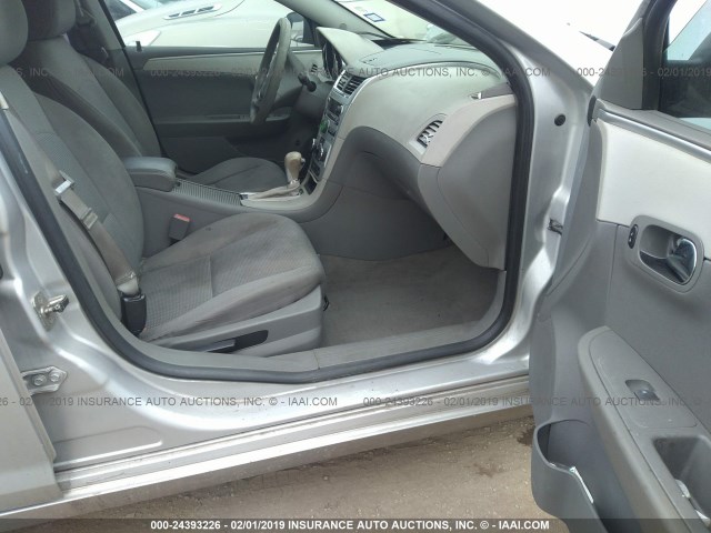 1G1ZA5E04CF164744 - 2012 CHEVROLET MALIBU LS SILVER photo 5
