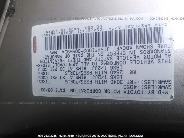 JT6HF10U3Y0096834 - 2000 LEXUS RX 300 GOLD photo 9