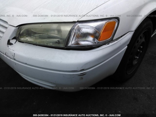 4T1BG22K9XU493481 - 1999 TOYOTA CAMRY CE/LE/XLE WHITE photo 6