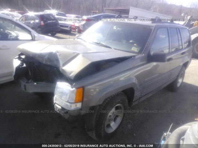 1J4GZ58S5VC588582 - 1997 JEEP GRAND CHEROKEE LAREDO/TSI GRAY photo 2