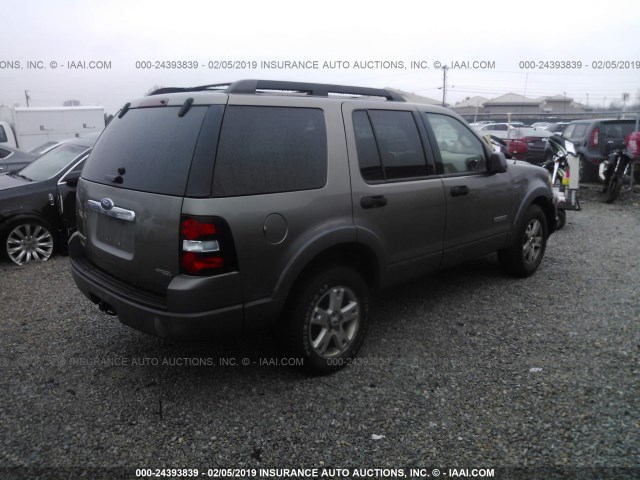 1FMEU63E66UB33234 - 2006 FORD EXPLORER XLT GRAY photo 4