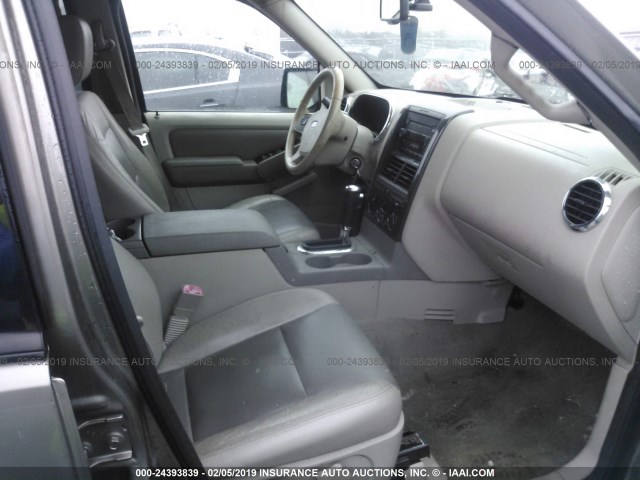 1FMEU63E66UB33234 - 2006 FORD EXPLORER XLT GRAY photo 5