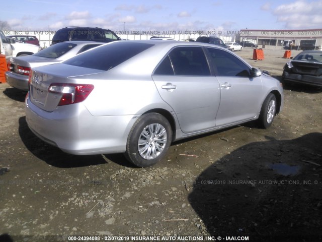 4T1BF1FK7CU142490 - 2012 TOYOTA CAMRY SE/LE/XLE SILVER photo 4
