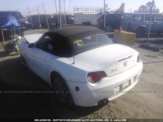 4USBU33508LW74403 - 2008 BMW Z4 3.0 WHITE photo 3