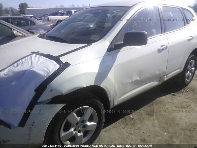 JN8AS5MT5AW016357 - 2010 NISSAN ROGUE WHITE photo 6