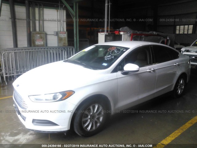 3FA6P0G74FR119404 - 2015 FORD FUSION S WHITE photo 2