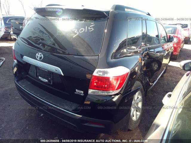 5TDBK3EH9BS082863 - 2011 TOYOTA HIGHLANDER SE BLACK photo 4