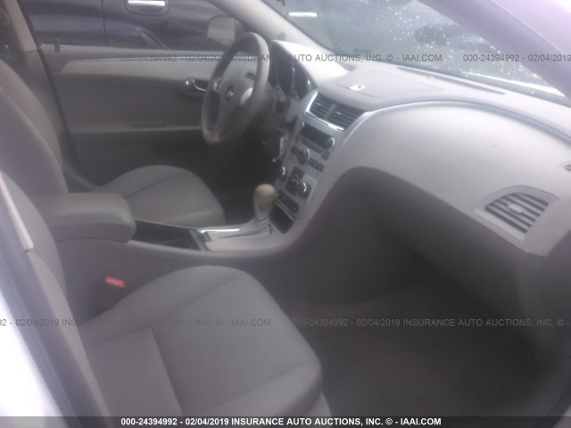 1G1ZA5E14BF222343 - 2011 CHEVROLET MALIBU LS WHITE photo 5