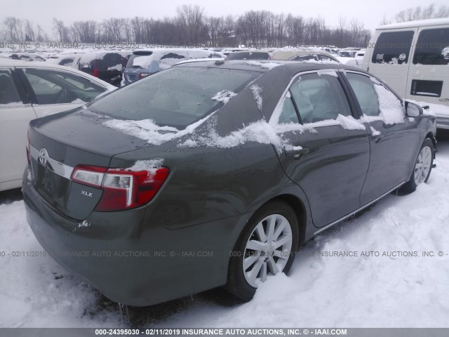 4T1BK1FK2DU533253 - 2013 TOYOTA CAMRY SE/XLE GRAY photo 4