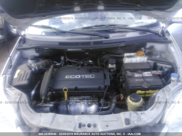 KL1TD6DE5BB208657 - 2011 CHEVROLET AVEO LS/LT Күміс фото 10