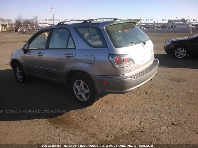 JTJGF10U520140843 - 2002 LEXUS RX 300 SILVER photo 3