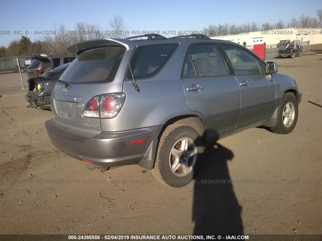 JTJGF10U520140843 - 2002 LEXUS RX 300 SILVER photo 4