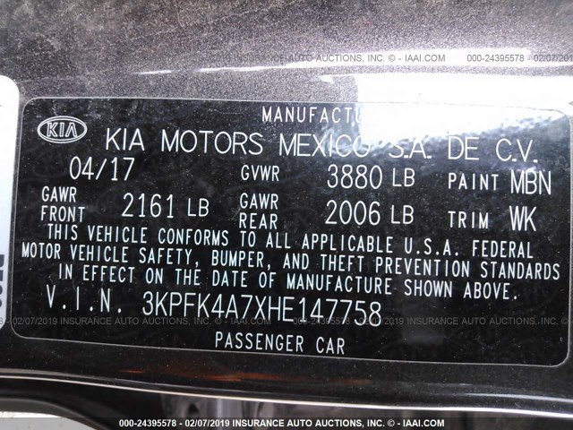 3KPFK4A7XHE147758 - 2017 KIA FORTE LX BROWN photo 9